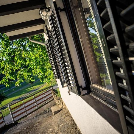 Kuca Za Odmor, Ferienhaus, Holiday Home Rugas Orahovica Ngoại thất bức ảnh